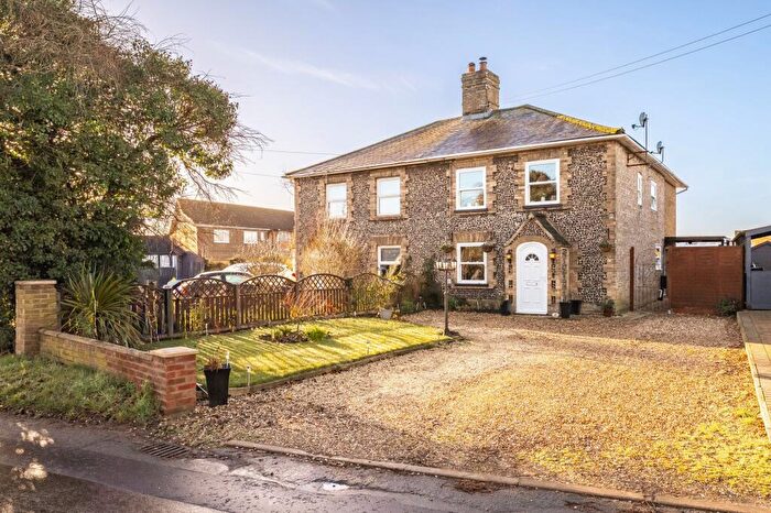 4 Bedroom Semi-Detached House For Sale In Griston Road, Watton, IP25