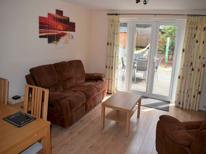 4 Bedroom Terraced House To Rent In Slateford Gait, Slateford, Edinburgh, EH11