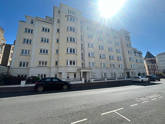 2 Bedroom Flat To Rent In Compton Street, Eastbourne, East Sussex, BN21