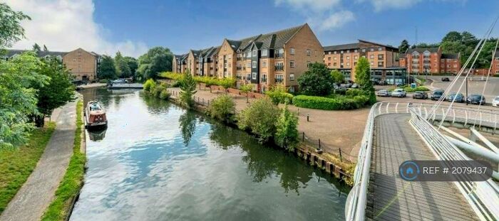 2 Bedroom Flat To Rent In Longman Court, Hemel Hempstead, HP3