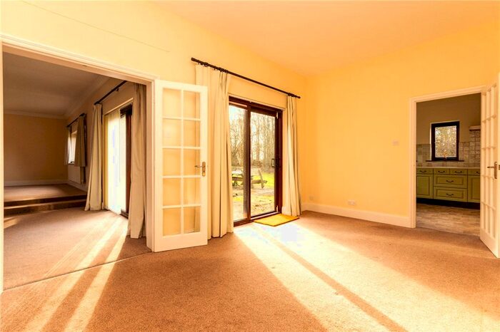 5 Bedroom Detached House To Rent In Beechwood Park, Markyate, St. Albans, AL3