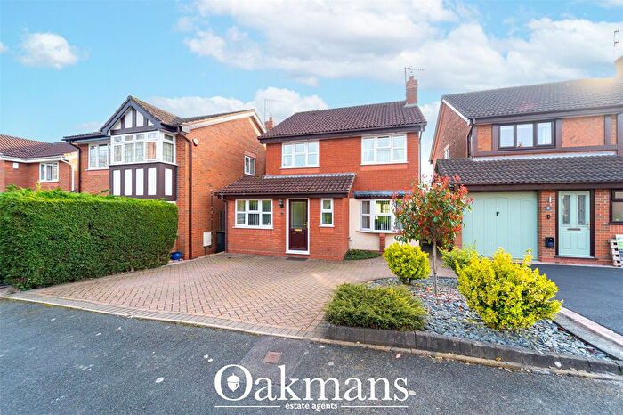 4 Bedroom Detached House For Sale In Green Hill Close, Lickey End, Bromsgrove, Worcestershire, B60