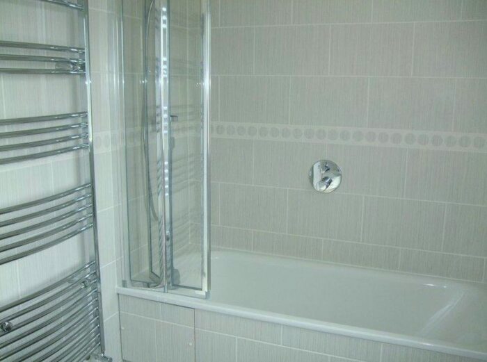 3 Bedroom Detached House To Rent In By The Wood, Watford, WD19