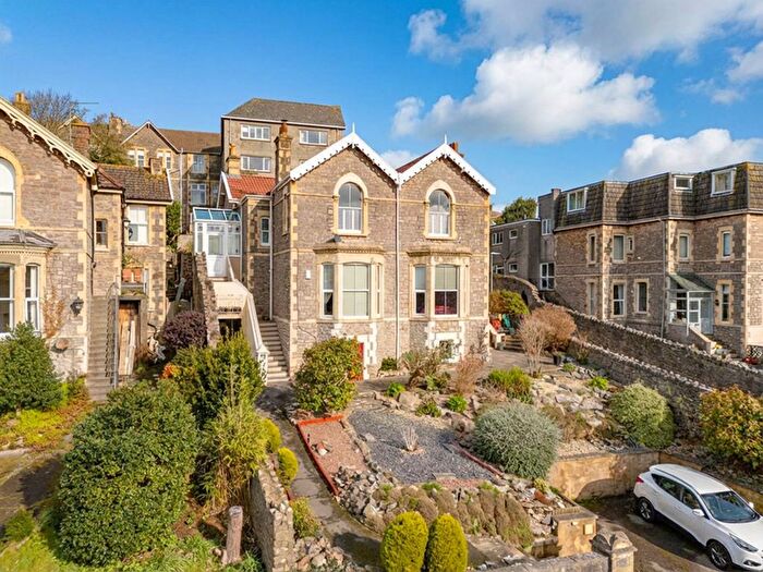 3 Bedroom Flat For Sale In Southside, Weston-Super-Mare, BS23