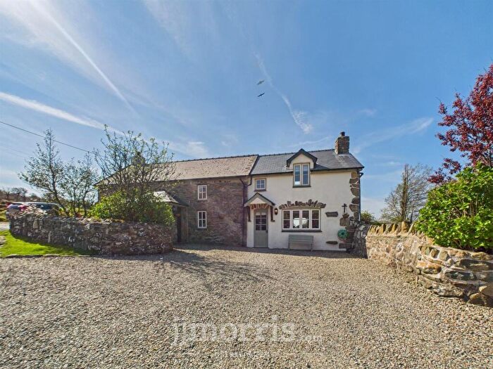 5 Bedroom Cottage For Sale In Maesteg, Mountain West, Newport, SA42