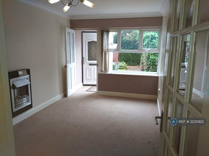 1 Bedroom Maisonette To Rent In Pennine Road, Bromsgrove, B61