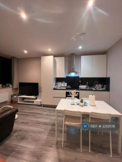 1 Bedroom Flat To Rent In Cube House, Stoke Mandeville, Aylesbury, HP22