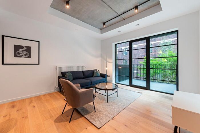 1 Bedroom Apartment To Rent In Agar House, Orchard Place, E14