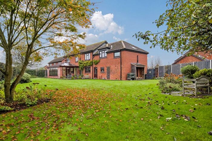 4 Bedroom Detached House For Sale In Brimhill Rise, Chapmanslade, Chapmanslade, BA13