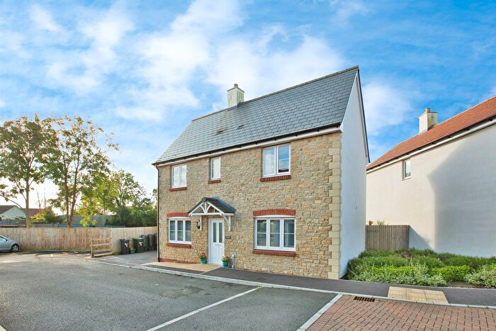 3 Bedroom Detached House For Sale In Wildewood Rise, Longburton, Sherborne, DT9