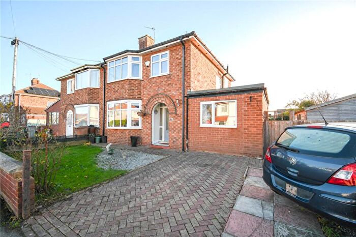 3 Bedroom Semi Detached House For Sale In Childwall Avenue, Moreton, Wirral, CH46