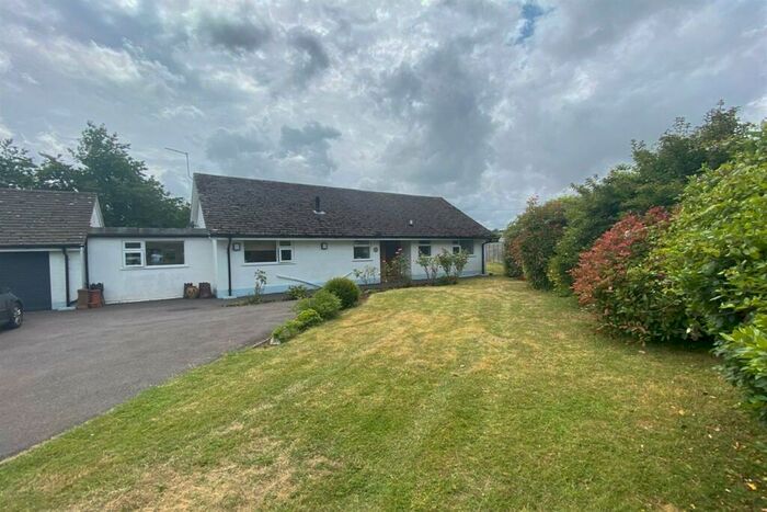 2 Bedroom Detached Bungalow To Rent In Stroud End, Stroud, Petersfield, GU32