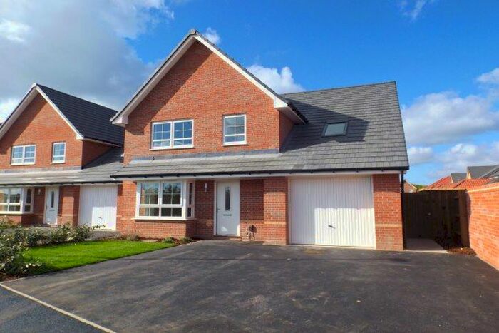 5 Bedroom Property To Rent In Hind Close, Nottingham, NG13