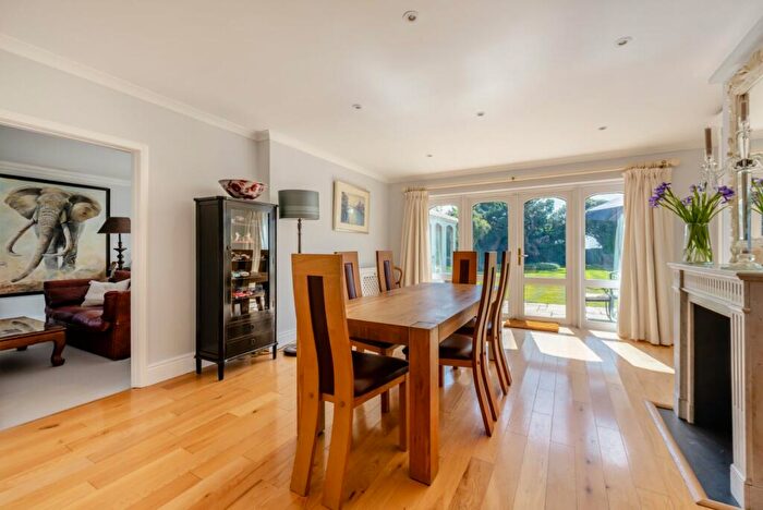 5 Bedroom Detached House For Sale In Gorse Avenue, Kingston Gorse, East Preston, BN16