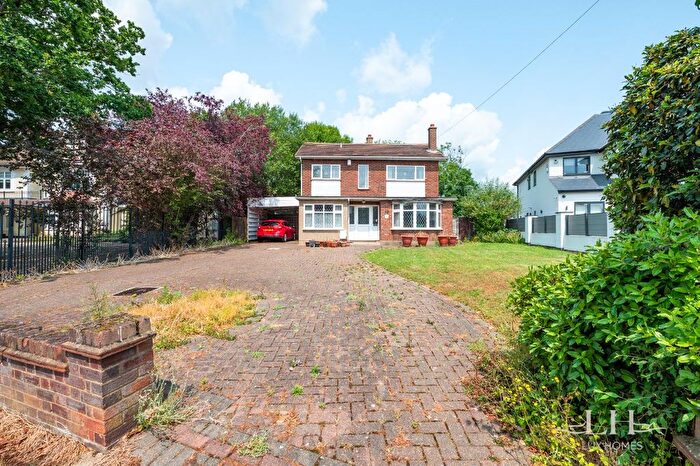 4 Bedroom Detached House For Sale In Ernest Road, Emerson Park, RM11