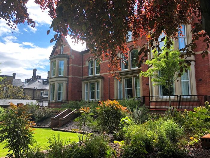 1 Bedroom Flat To Rent In Cardigan Road, Headingley, Leeds, LS6