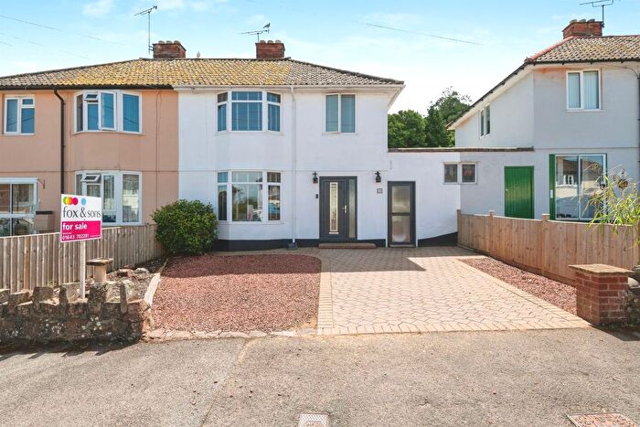 3 Bedroom Semi Detached House For Sale In Quarry Close, Minehead, TA24