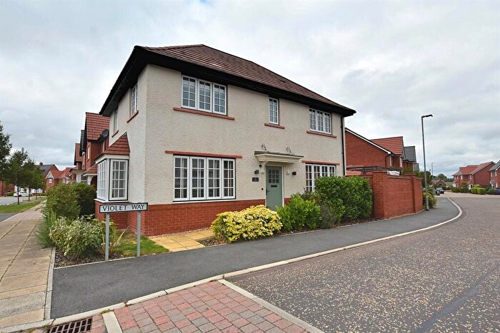4 Bedroom Detached House For Sale In Violet Way, Holmes Chapel, CW4