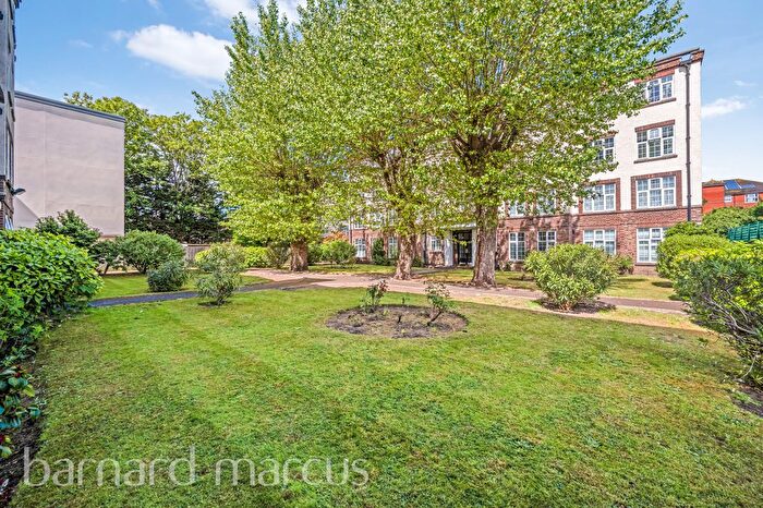 Studio To Rent In St. James's Road, Croydon, CR0