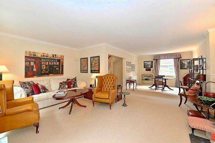 3 Bedroom Property To Rent In Stanhope Gardens, South Kensington SW7