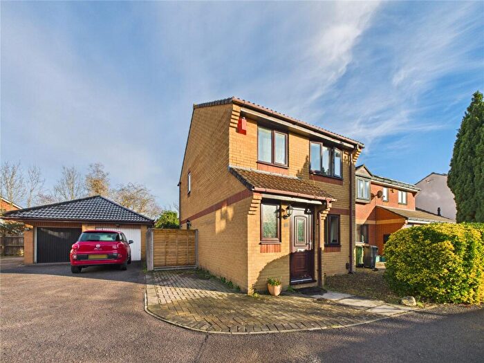 3 Bedroom Detached House For Sale In Watch Elm Close, Bradley Stoke, Bristol, BS32