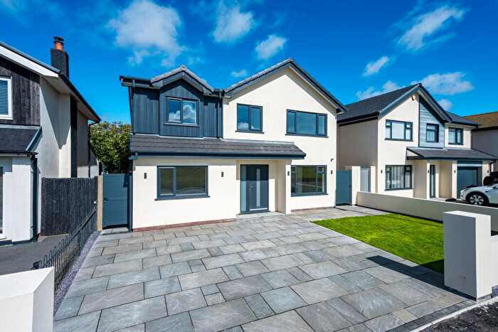 5 Bedroom Detached House For Sale In Fairway, Fleetwood, FY7