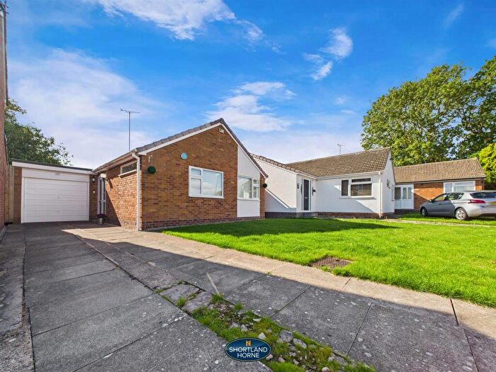 2 Bedroom Detached Bungalow For Sale In Lonscale Drive, Styvechale Grange, Coventry, CV3