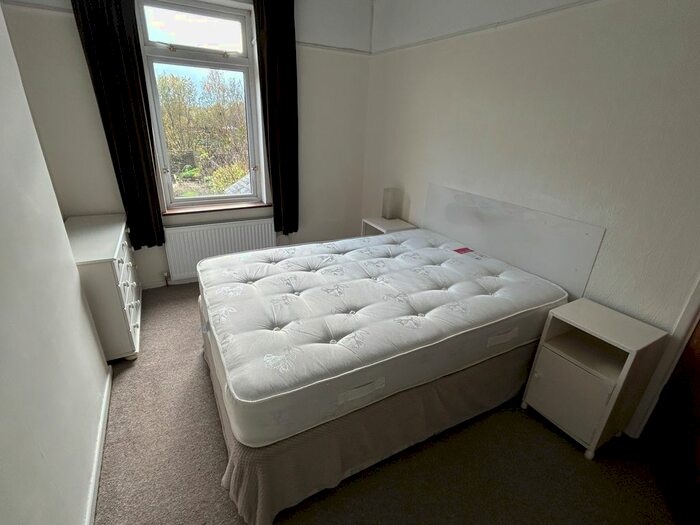 2 Bedroom Property To Rent In Corporation Street, Wednesbury, WS10