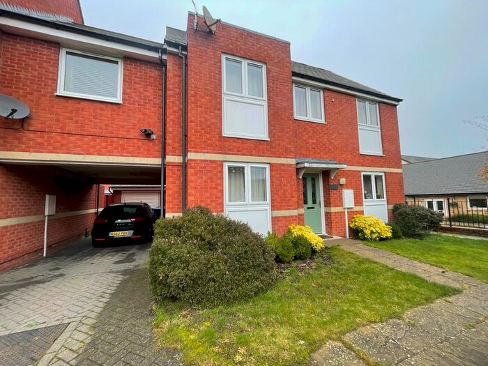 3 Bedroom Semi-Detached House To Rent In Timken Close, Duston, Northampton, NN5