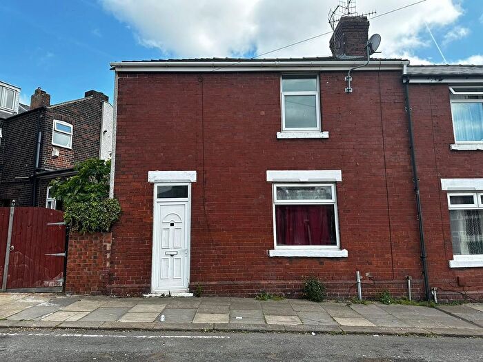 2 Bedroom End Of Terrace House To Rent In Hartington Road, Rotherham, S61