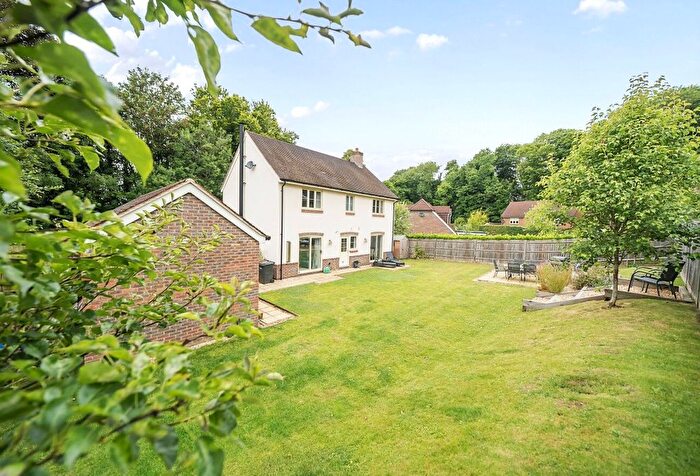 4 Bedroom Detached House For Sale In Fine Acres Rise, Over Wallop, Stockbridge, Hampshire, SO20
