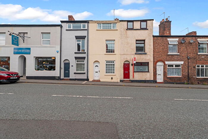 2 Bedroom Terraced House To Rent In Park Lane, Macclesfield, SK11