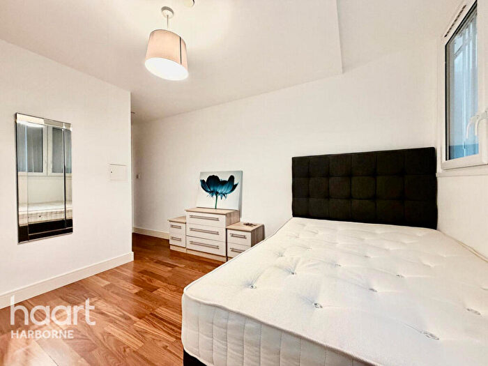 1 Bedroom Apartment To Rent In Metropolitan House, Birmingham, B16