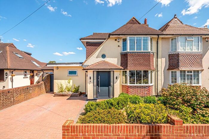 4 Bedroom Semi-Detached House For Sale In Camborne Way, Hounslow, TW5
