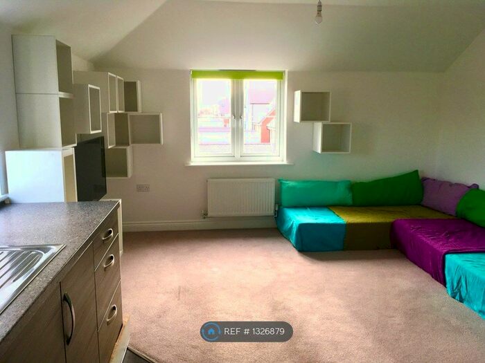 1 Bedroom Flat To Rent In Edmett Way, Maidstone ME17