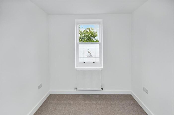 2 Bedroom Apartment To Rent In Waterside House, Queensway, Leamington Spa, CV31