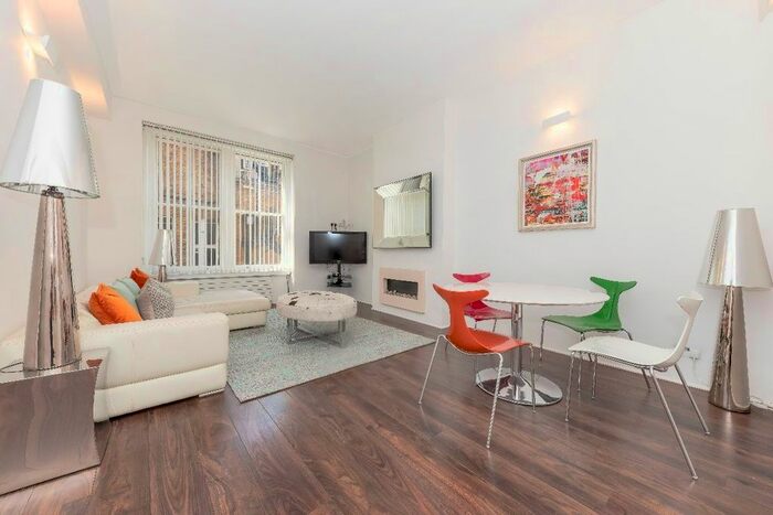 2 Bedroom Flat To Rent In Basil Street, SW3