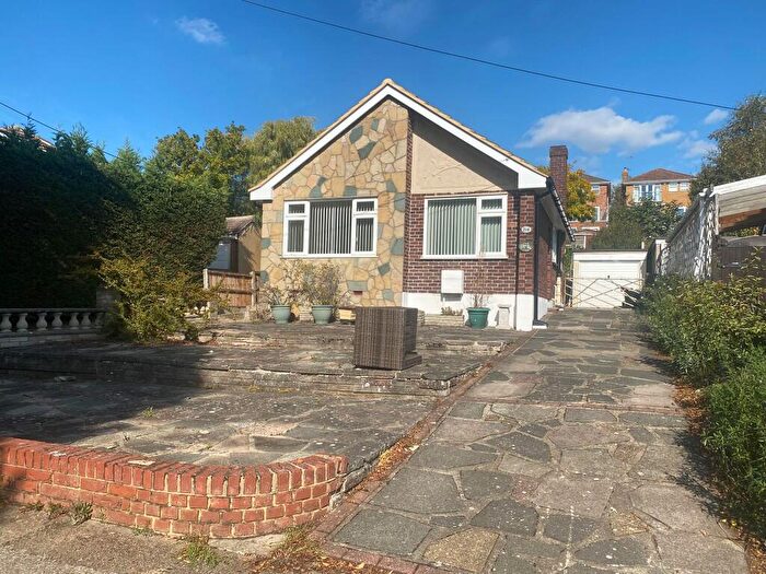 2 Bedroom Detached Bungalow To Rent In Oakfield Road, Benfleet, Essex, SS7