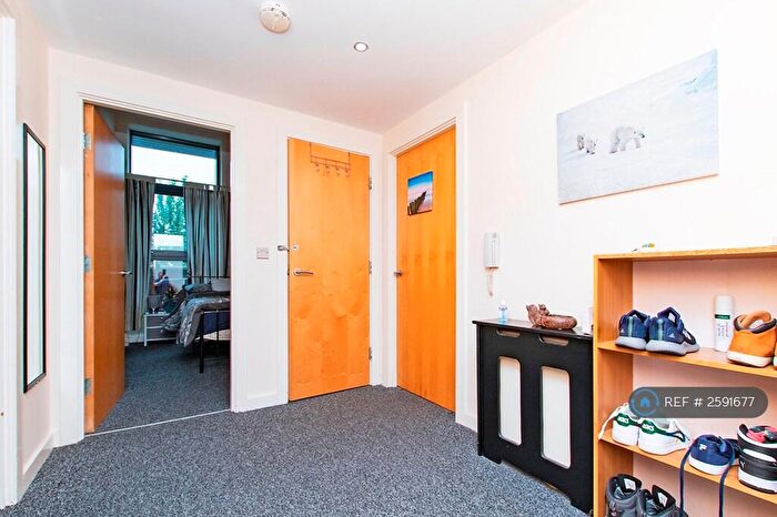 2 Bedroom Flat To Rent In Pall Mall, Liverpool, L3