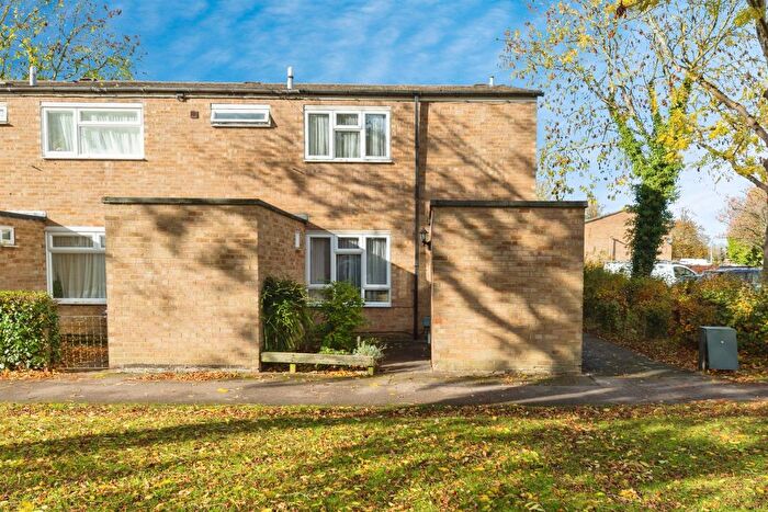 2 Bedroom End Terrace House For Sale In Exeter Close, Stevenage, SG1
