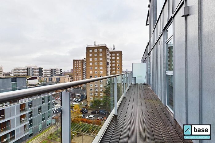 2 Bedroom Flat To Rent In Alderside Apartments, Salusbury Road, London, NW6