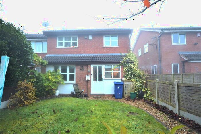 2 Bedroom Semi-Detached House To Rent In Heathfield Drive, Newcastle-Under-Lyme, ST5