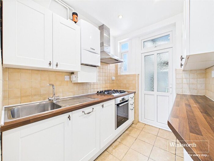 3 Bedroom End Of Terrace House To Rent In Boycroft Avenue, London, NW9