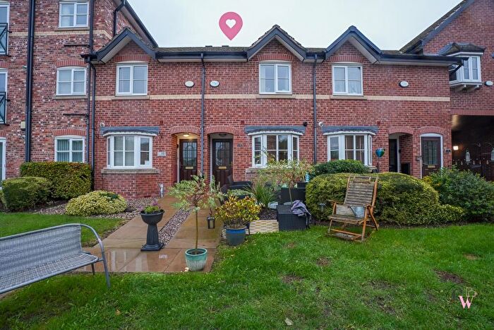 2 Bedroom Flat For Sale In Harbutts Court, Middlewich, CW10