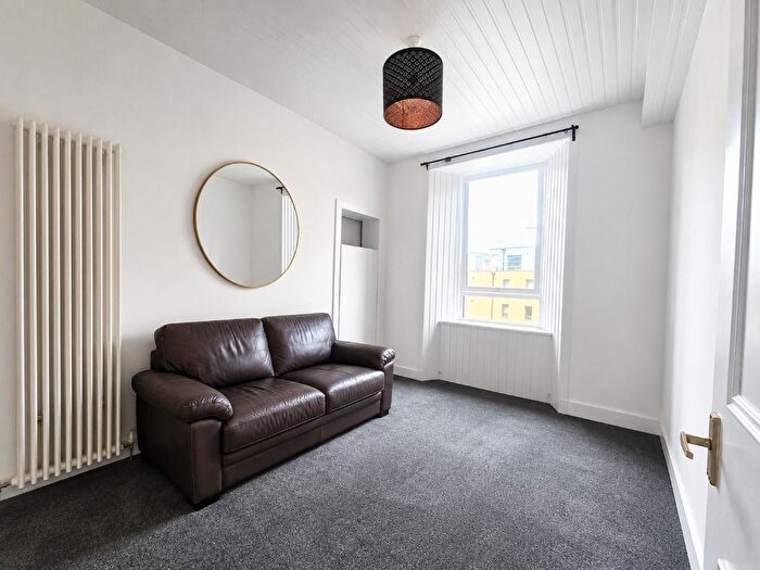 1 Bedroom Flat To Rent In Albert Street, Leith, Edinburgh, EH7