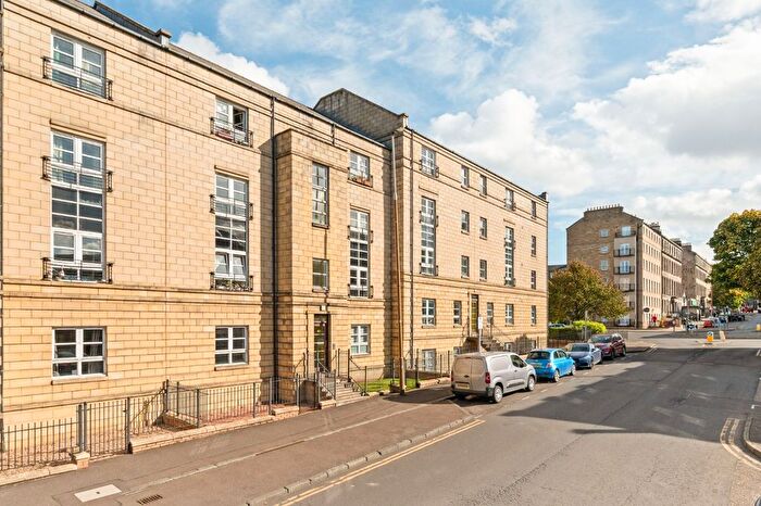 2 Bedroom Flat To Rent In Annandale Street, Edinburgh, EH7