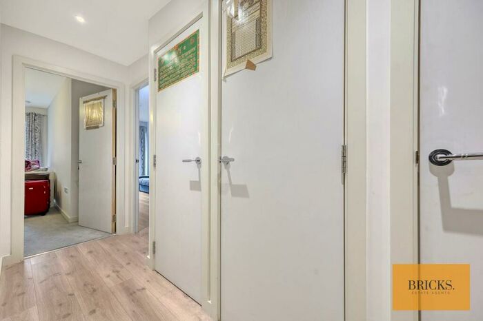 1 Bedroom Flat For Sale In Lyall House, Shipbuilding Way, London, E13