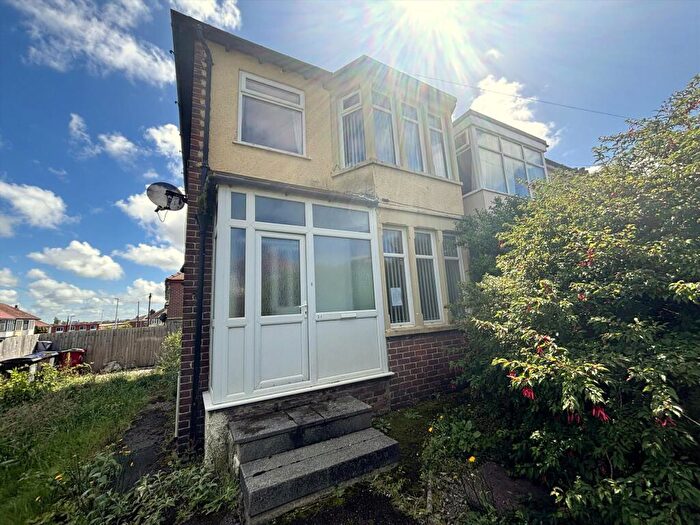3 Bedroom Semi Detached House For Sale In Stopford Avenue, Blackpool, FY2