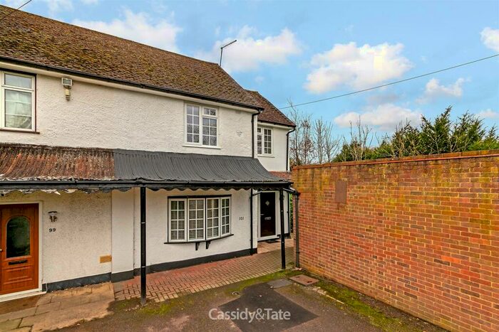 3 Bedroom End Of Terrace House For Sale In Colney Heath Lane, St. Albans, AL4