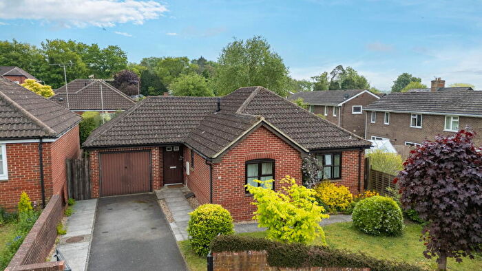 2 Bedroom Detached Bungalow For Sale In Whitchurch, RG28